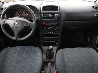 Opel Astra foto 8