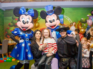 Mickey si Minnie Mouse in Moldova / costumatie albastra / Микки и Минни Маус foto 9