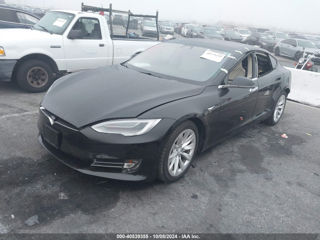 Tesla Model S foto 3