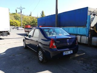 Dacia Logan foto 9