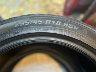 R18 235/45 Kumho WinterCraft foto 6