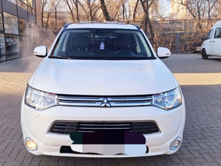 Mitsubishi Outlander foto 6