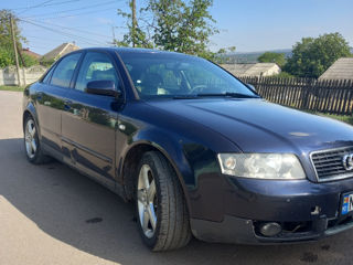 Audi A4 foto 2