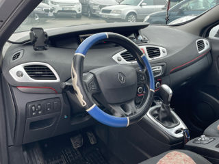 Renault Grand Scenic foto 10