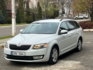 Skoda Octavia foto 3