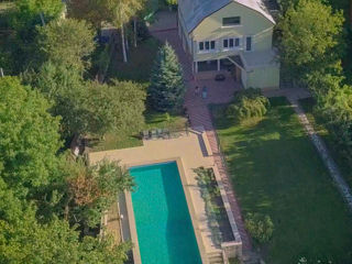 Vrei o casa cu piscina si vedere la lacul de acumulare Ghidighic? Casa 214 m, 15 ari, piscina 15x5x3