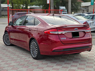 Ford Fusion foto 4