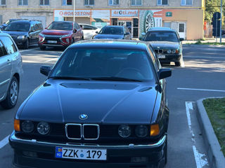 BMW 7 Series foto 4