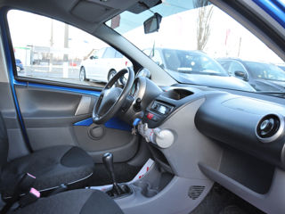 Peugeot 107 foto 10