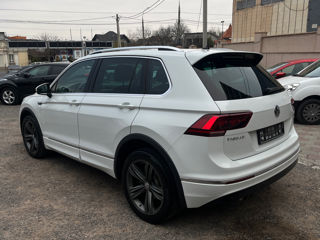 Volkswagen Tiguan foto 3