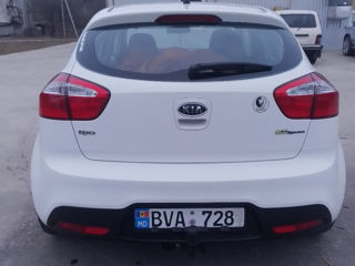 KIA Rio foto 5