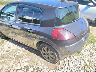 Renault Megane foto 2