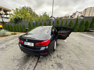 BMW 5 Series foto 8