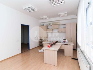 Spațiu comercial, 1450 mp, Botanica, bd. Dacia, 949900 €! foto 4