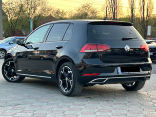 Volkswagen Golf foto 2