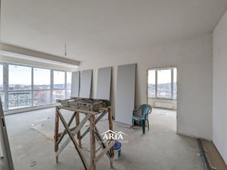 Apartament cu 2 camere, 80 m², Buiucani, Chișinău foto 2