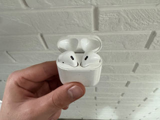 AirPods 2