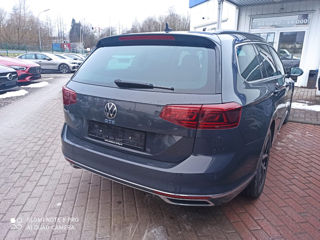 Volkswagen Passat foto 4