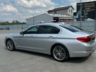 BMW 5 Series foto 4