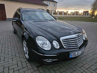 Mercedes E-Class foto 2