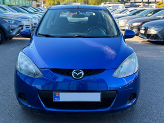 Mazda 2 foto 2