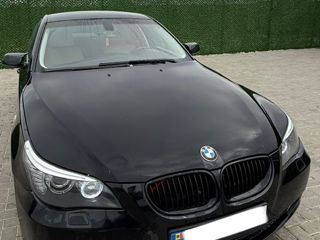 BMW 5 Series foto 2