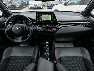 Toyota C-HR фото 6