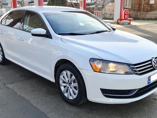 Volkswagen Passat foto 1