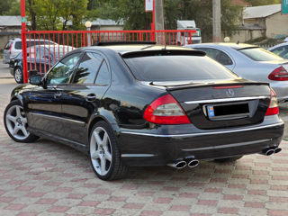 Mercedes E-Class foto 3