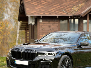 BMW 7 Series foto 3