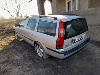 Volvo V70 foto 2