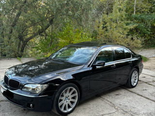 BMW 7 Series foto 3