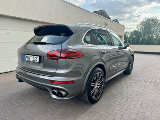 Porsche Cayenne foto 4