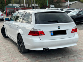 BMW 5 Series foto 4