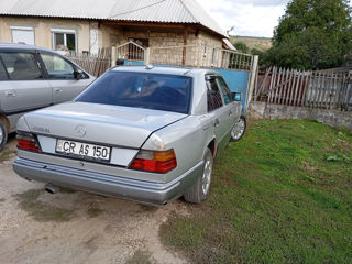 Mercedes Series (W124) foto 5