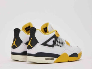 Air Jordan 4 Vivid Sulfur originali marimea 38 foto 2