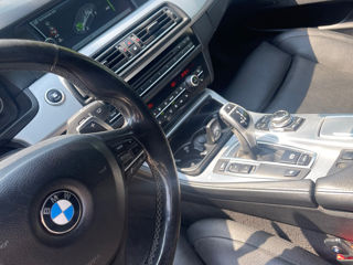 BMW 5 Series foto 7