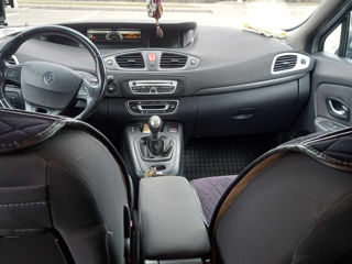 Renault Grand Scenic foto 5