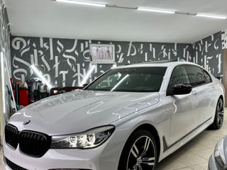 BMW 7 Series foto 6