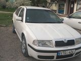 Skoda Octavia foto 1