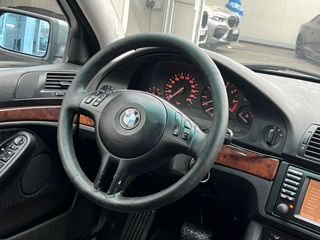 BMW 5 Series foto 13