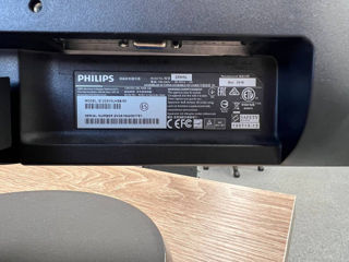 x3 Monitoare Philips