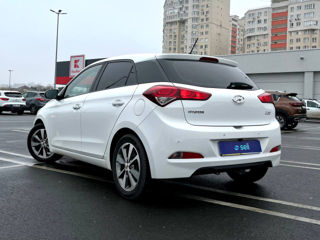 Hyundai i20 foto 5