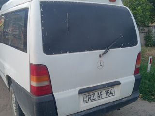 Mercedes Vito foto 2