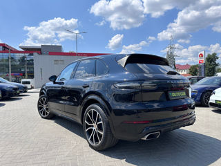 Porsche Cayenne foto 4