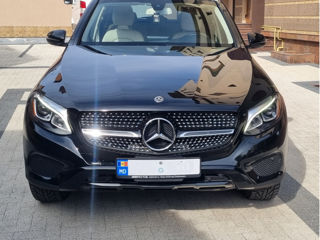 Mercedes GLC foto 4