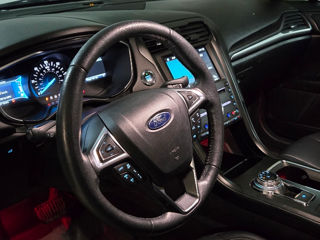 Ford Fusion foto 5