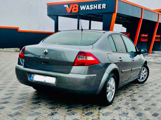 Renault Megane foto 3