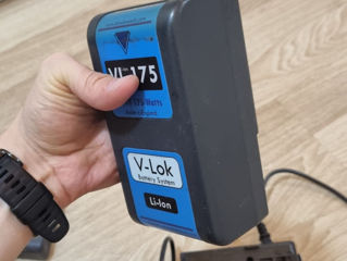 Аккумулятор V-mount VL-175 + quick charger foto 2