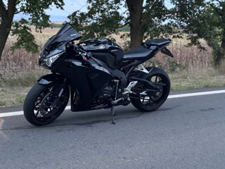 Honda CBR 1000RR foto 9